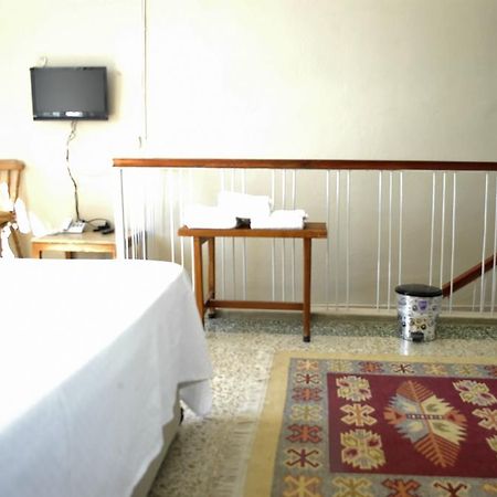 Lades Hotel Silifke Esterno foto