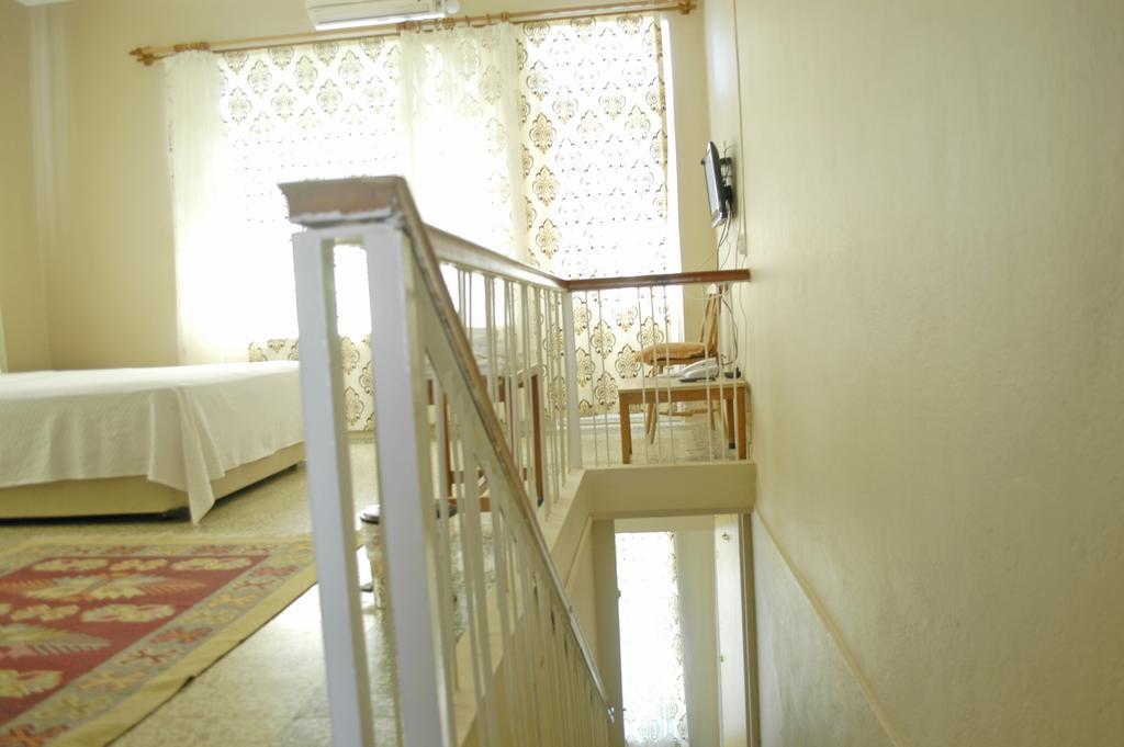 Lades Hotel Silifke Camera foto