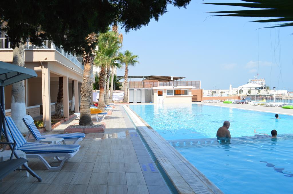 Lades Hotel Silifke Esterno foto